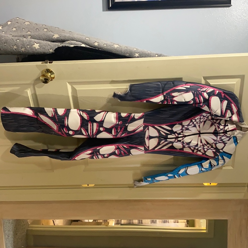 Julia mancuso skiing race suit size large
